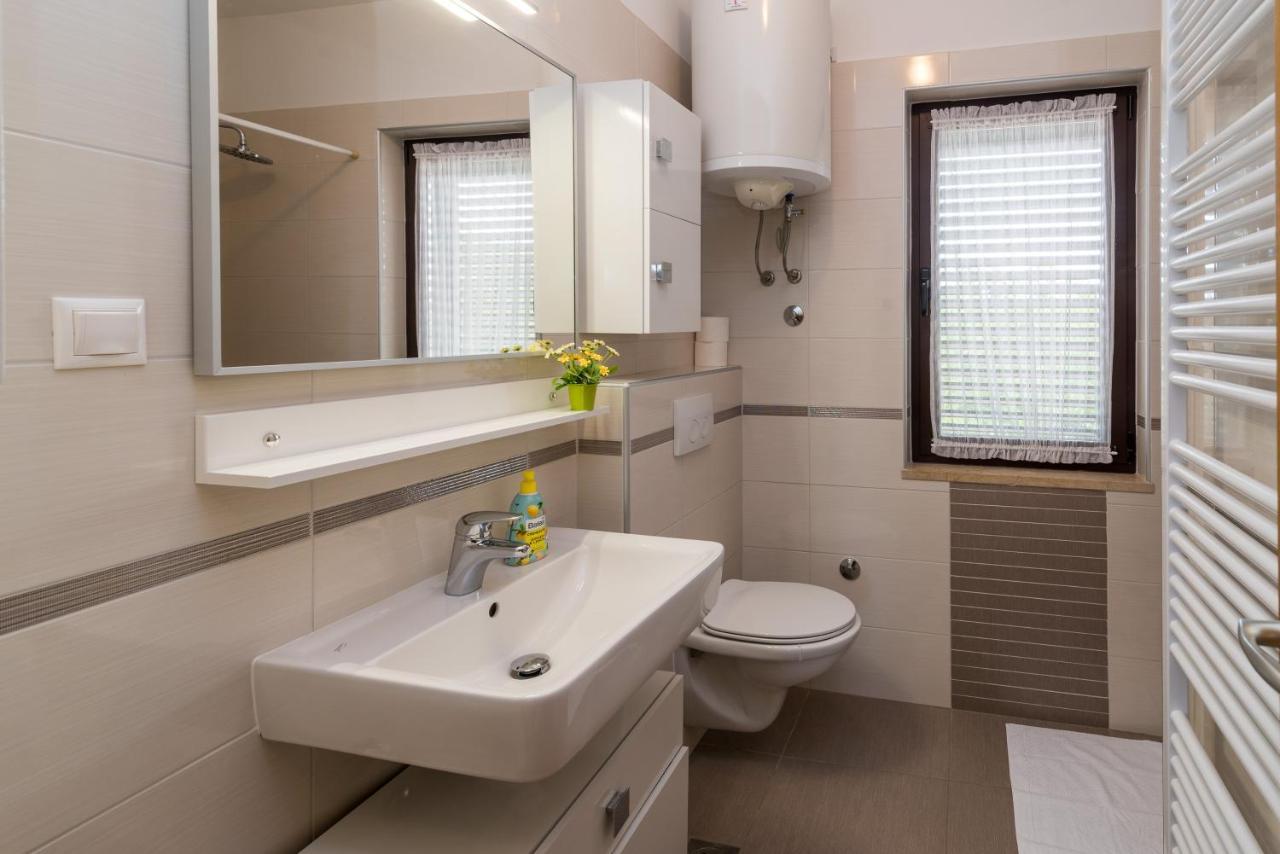 Ana Apartment Bajcici